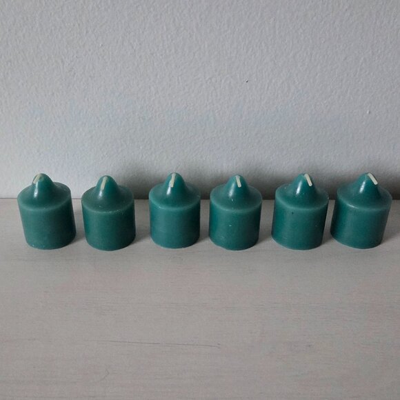 Vintage Retired PartyLite Spinnaker P6055 Teal Votive Candles (6) New Open Box - Picture 2 of 10